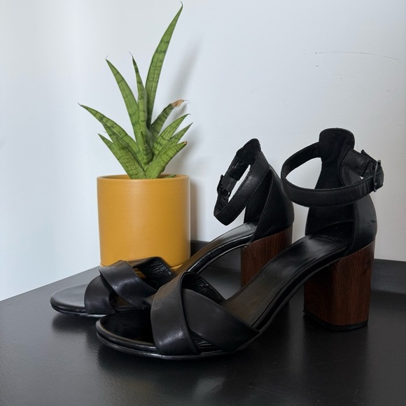 Vagabond black leather crossover Carol wood platform heel sandals - 38 (US 8) - Picture 5 of 7